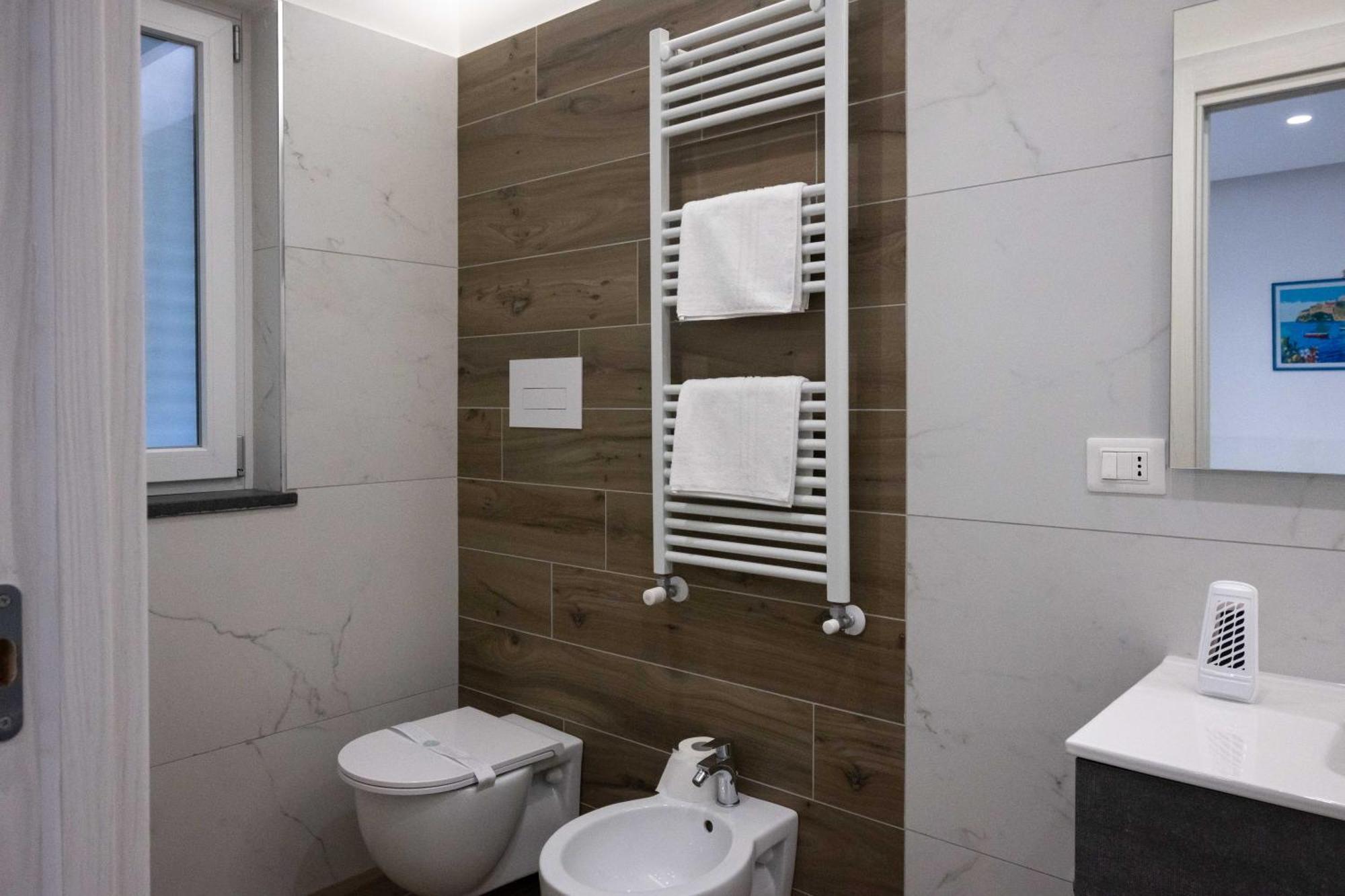 Ansiro Rooms Home Business Scisciano Екстериор снимка